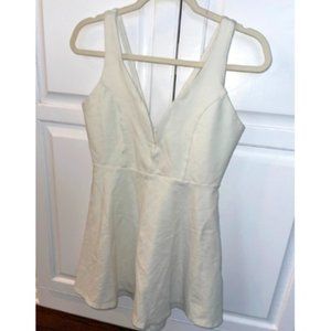 Lulus White Flowy Dress V Neck Sleeveless Size Large